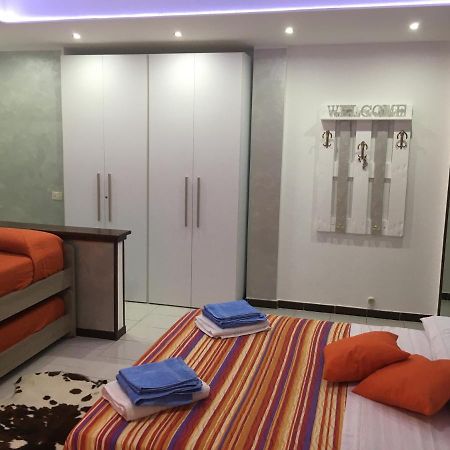 Big Family Bed & Breakfast Suello Buitenkant foto