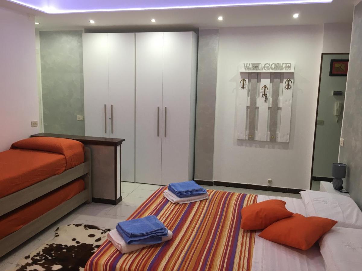 Big Family Bed & Breakfast Suello Buitenkant foto